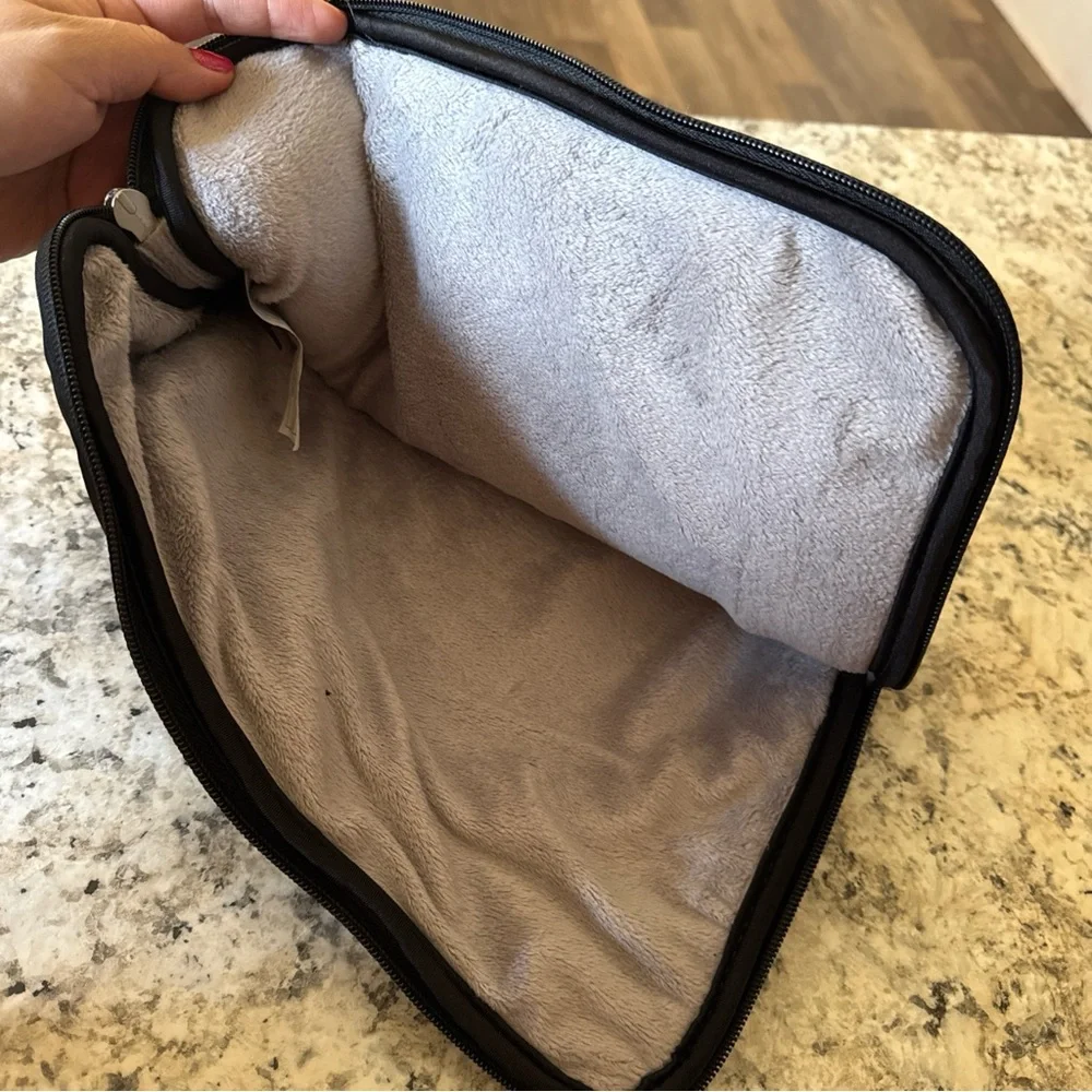 Brenthaven Black Laptop Bag